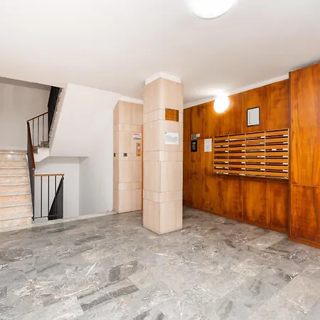 Finelli Luxury Apartment, In The Heart Of * Bologna